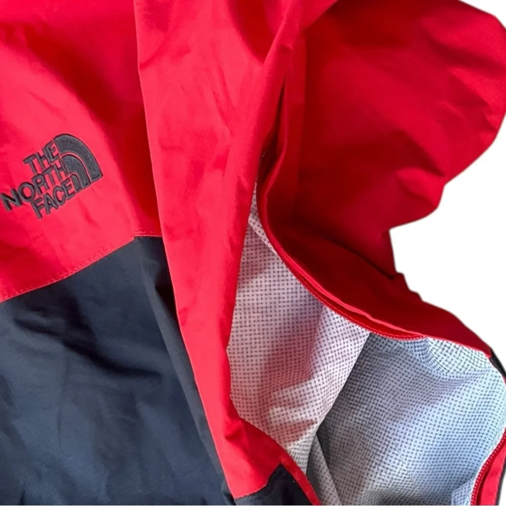 ⛰️ The North Face Men’s‎ Waterproof Shell Jacket 🔴 Size L Hooded Rain Coat